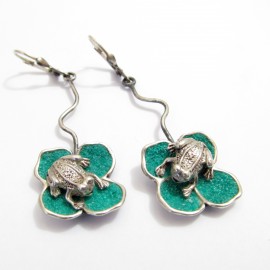 Clovers with Frogs Earrings N14