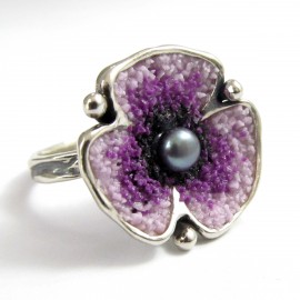Poppy with Pearl Ring N57a