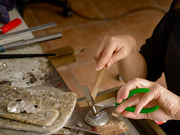 Shaping jewellery ring